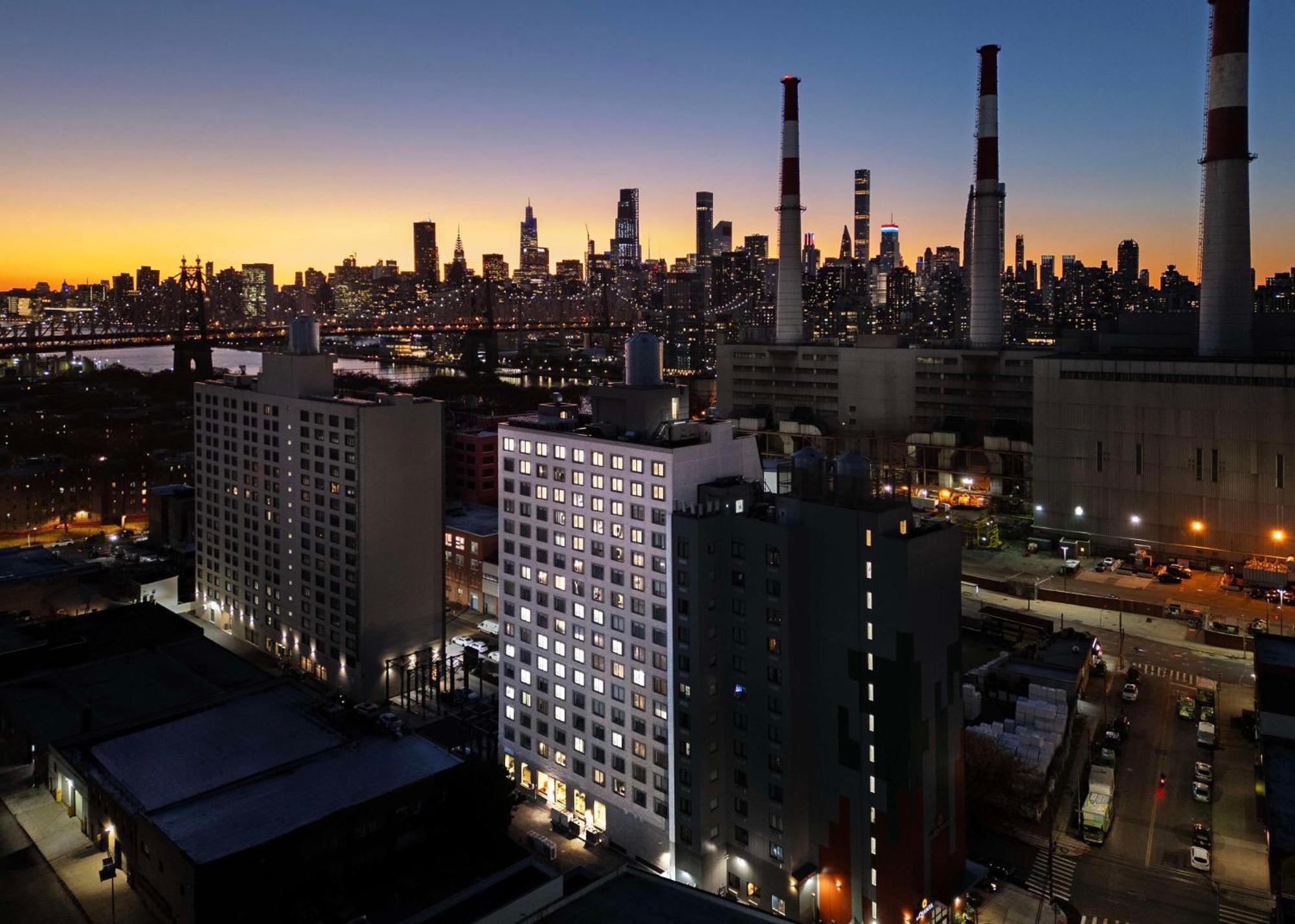 Doubletree By Hilton Long Island City, Ny Nowy Jork Zewnętrze zdjęcie